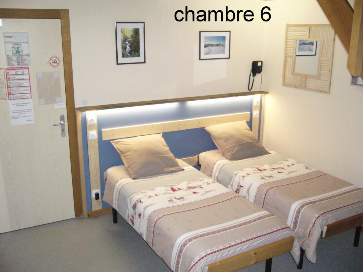 Hotel Auberge Du Grand Git La Chaux Neuve Bagian luar foto