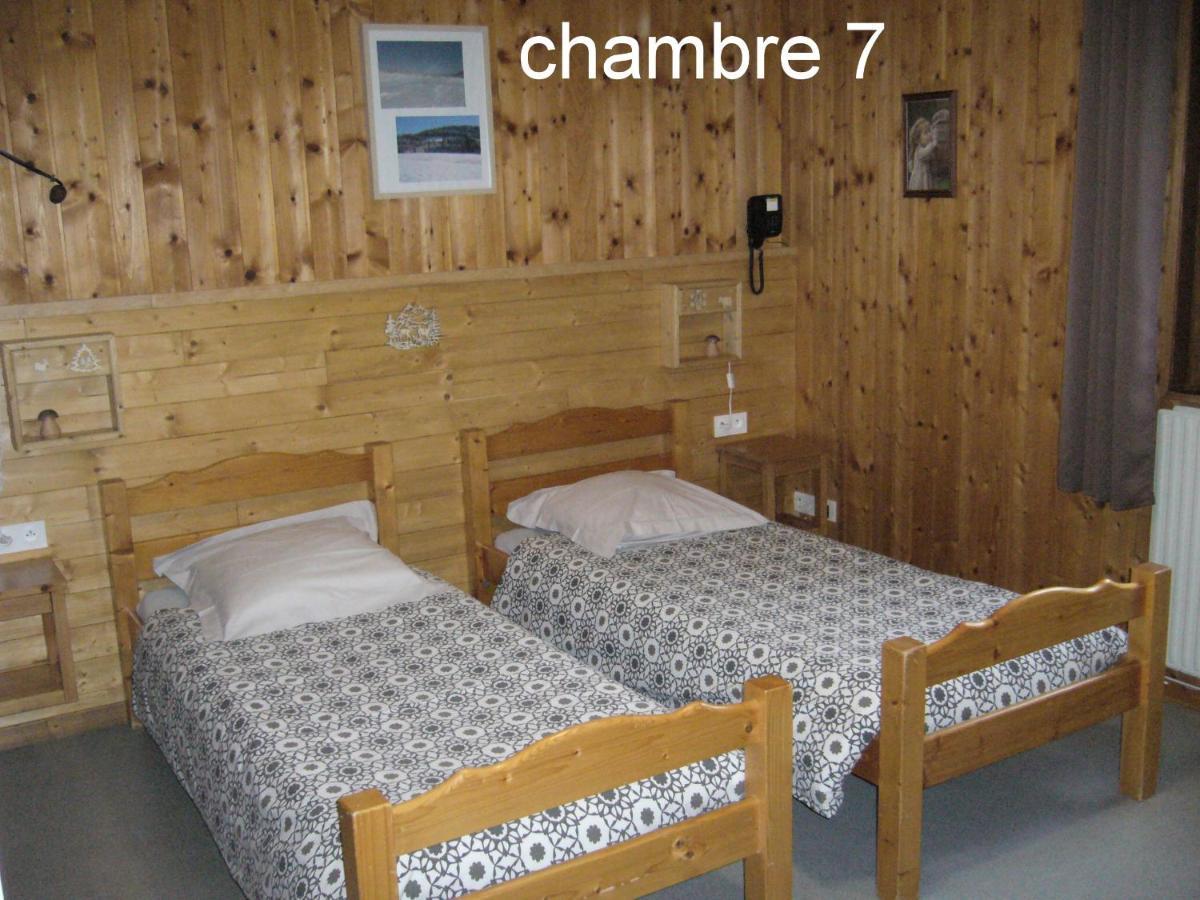 Hotel Auberge Du Grand Git La Chaux Neuve Bagian luar foto