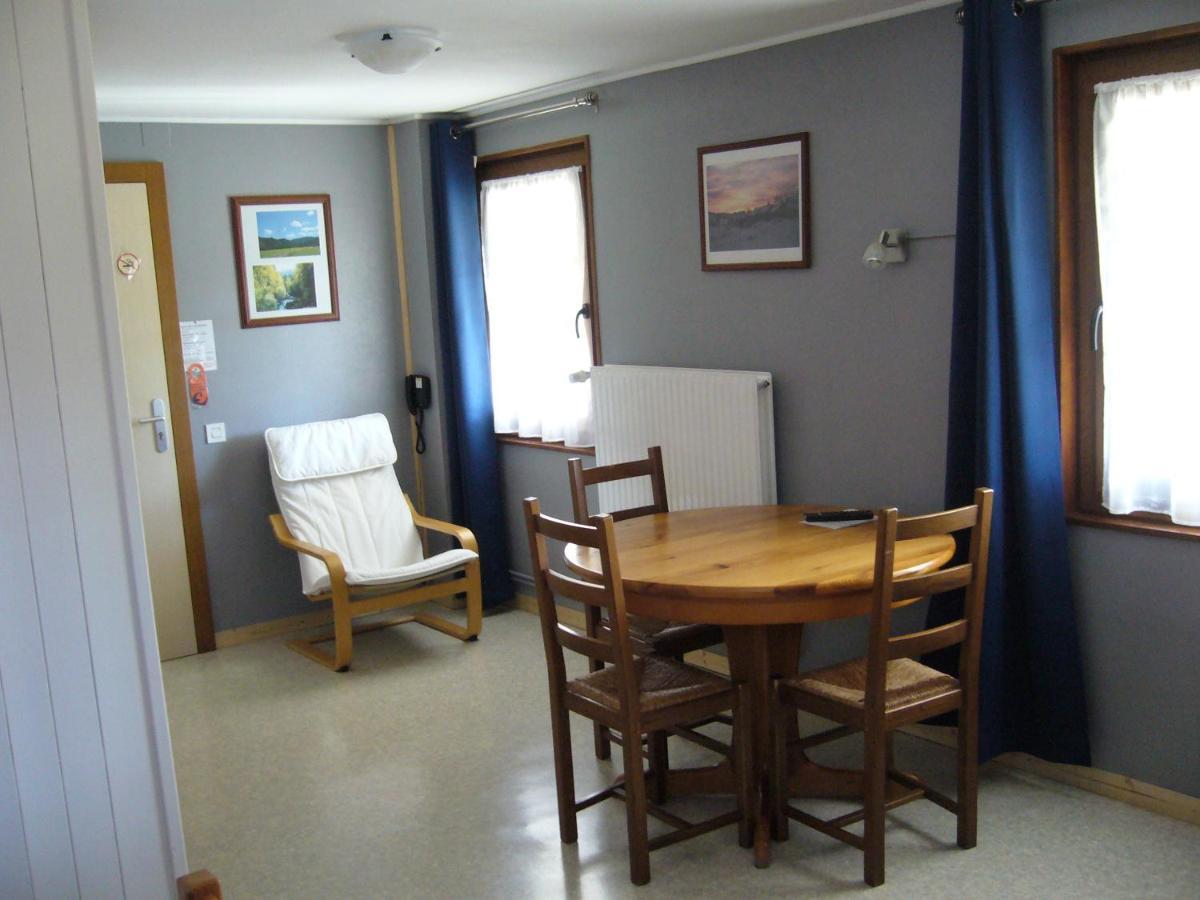 Hotel Auberge Du Grand Git La Chaux Neuve Bagian luar foto
