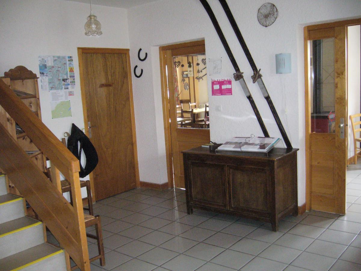 Hotel Auberge Du Grand Git La Chaux Neuve Bagian luar foto